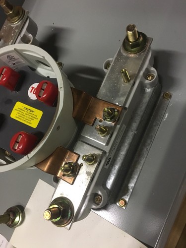 Landis & Gyr 400A 1 PHASE 3W 120/240V 3R METER SOCKET BASE no lugs #6405