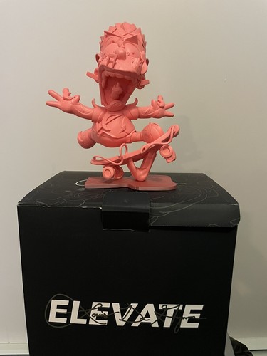 Louis De Guzman Elevate フィギュア直筆サイン入 Louis De Guzman Elevate フィギュア直筆サイン入