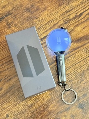 BTS light stickver3 &key ringver3 FC購入 BTS OFFICIAL SPECIAL EDITION LIGHTSTICK KEYRING - Kpop USA