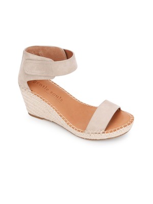 

GENTLE SOULS KENNETH COLE Женские бежевые босоножки Charli на танкетке с запахом, 10 м, Бежевый, GSS0087SU