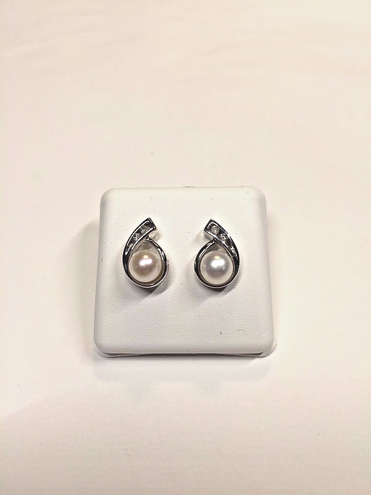 PEARL + DIAMOND PIERCED EARRINGS    RETAIL  $ 450.00