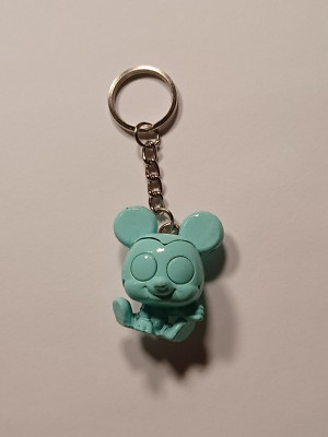 Disney Doorables Special Edition Color Reveal Mickey Mouse Mini Figure Keychain