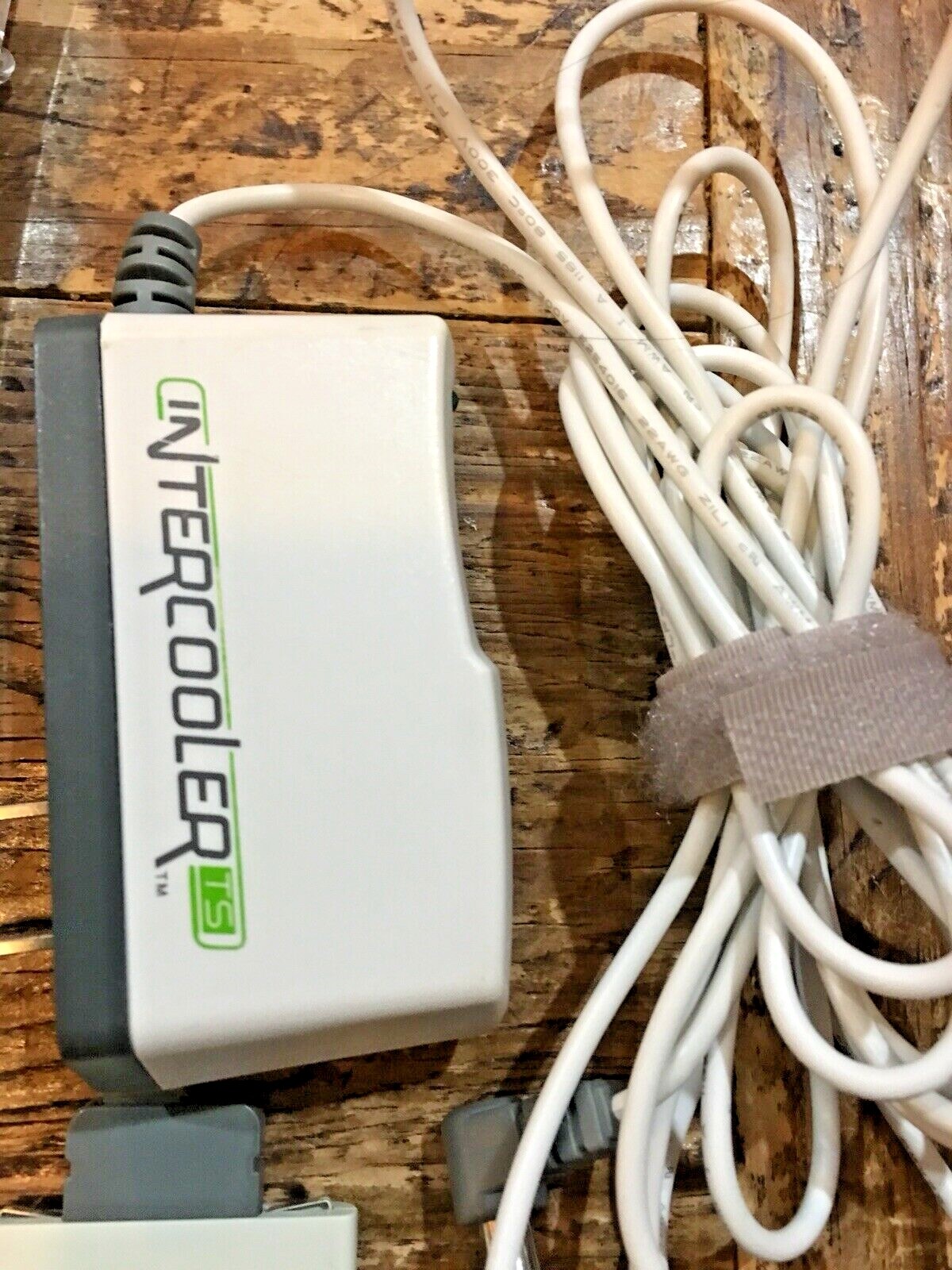 Lot Of Xbox 360 Game Console Accessories 512MB  memory card &  intercooler plug