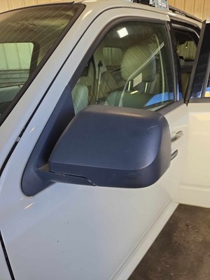 Used Left Door Mirror fits: 2009 Mercury Mariner Power w/o heated glass L. black