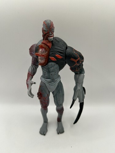 RESIDENT EVIL TYRANT フィギュア NECA Resident Evil 10th Anniversary Series 2 Tyrant Action