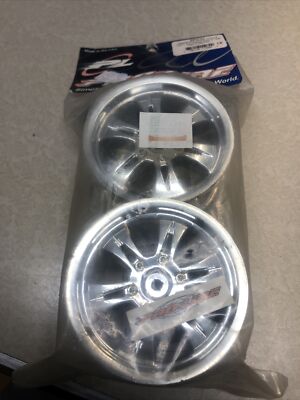 Proline Velocity six wheel chrome fits T & E Maxx front or rear No. 2657-01