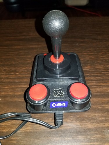 COMMODORE 64: 30 Games in one Joystick - Plug and Play - Mammoth Toys C64 TESTED