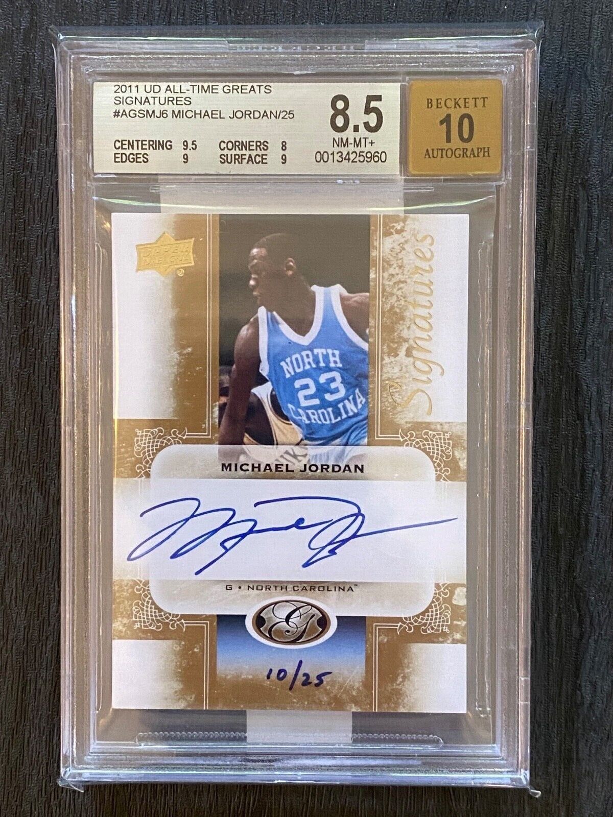 Michael Jordan Auto #/25 2011 Upper Deck UD All-Time Greats Michael Jordan Auto #/25 2011 Upper Deck UD All-Time Greats