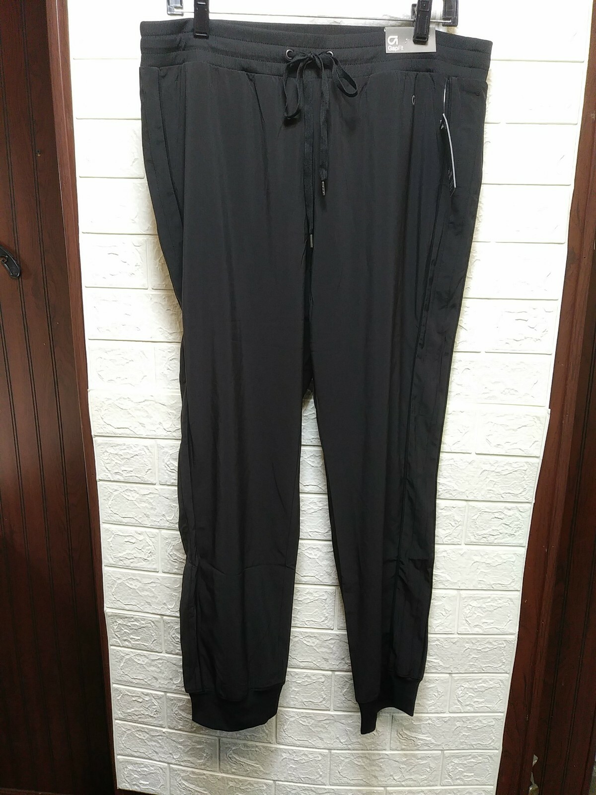 GAP Fit Sprint Tech Joggers Womens 