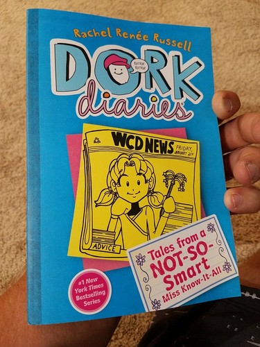 DORK Diaries 15冊 新品同様 Dork Diaries 10: Tales from a Not-So-Perfect Pet Sitter