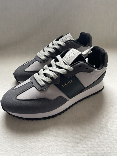 SikSilk Mika Racer Men's Sneaker Shoes Size 6.5 Black Asphalt & White