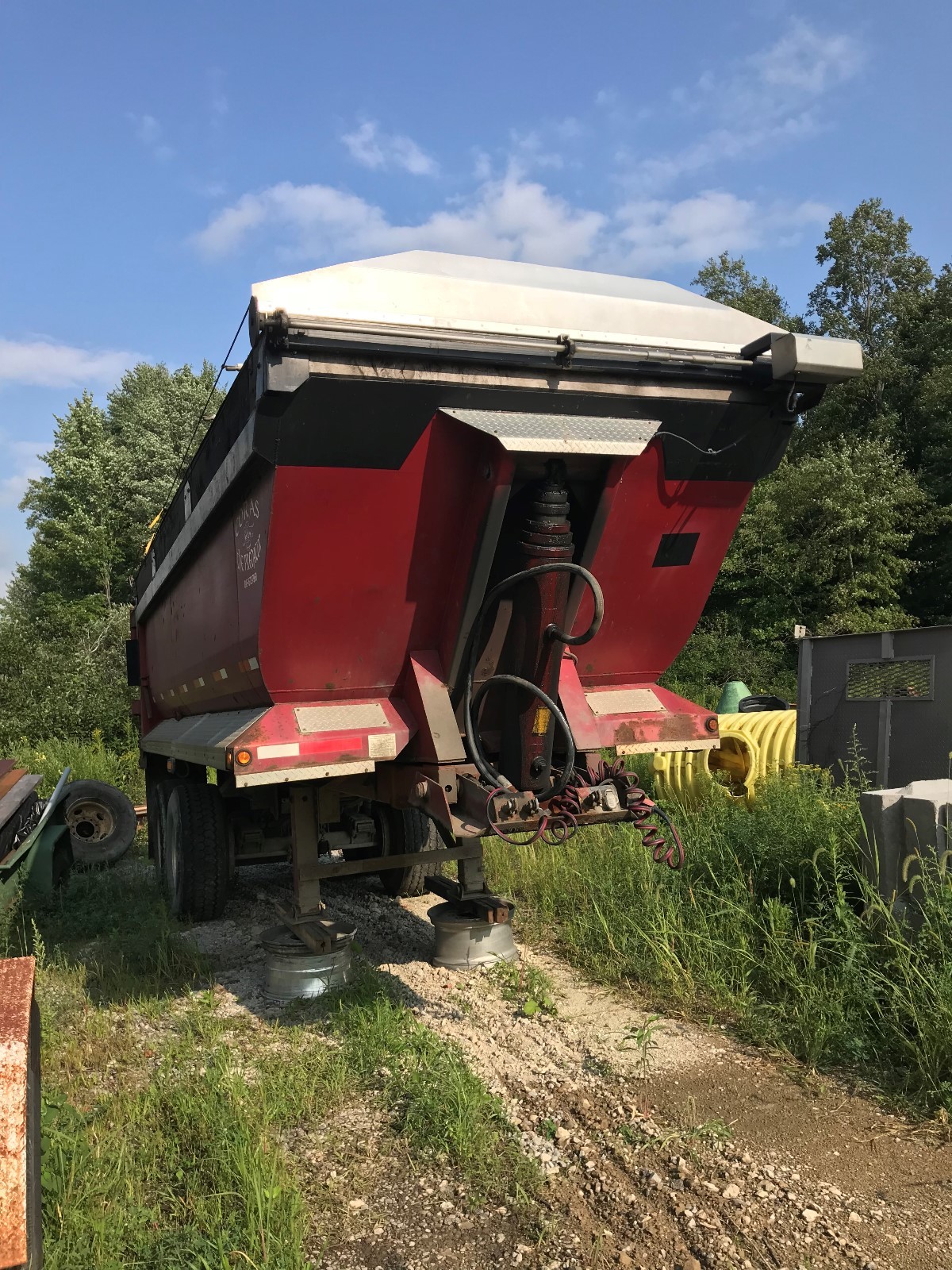 2008 Quarter frame steel end dump semi trailer, 50k pound tandem axle