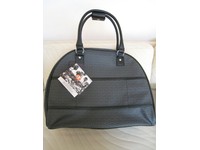 guess carry bag