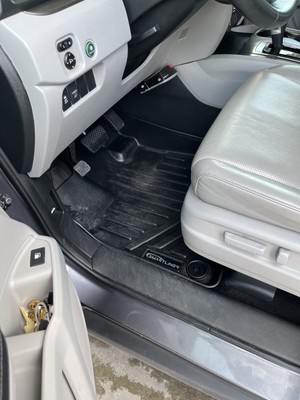 image 11 of interior