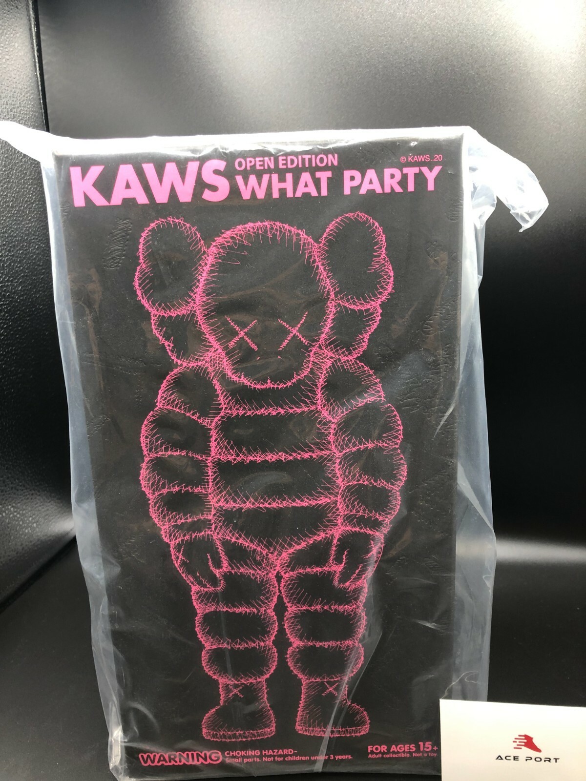 MEDICOM TOY - KAWS What Party Figure ピンク カウズ メディコムトイ KAWS What Party Figure ピンク カウズ メディコムトイ
