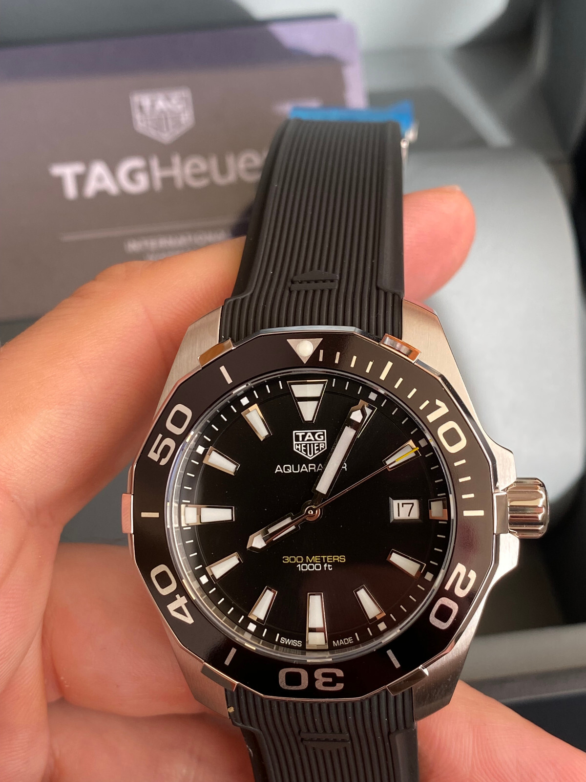 TAG Heuer アクアレーサー　WAY111A TAG Heuer Aquaracer - Steel - 41 mm | TAG Heuer
