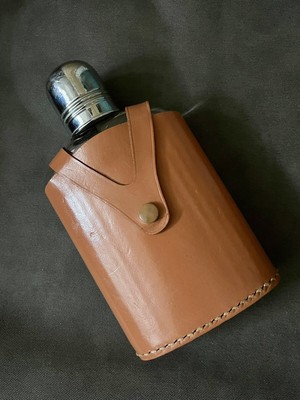 VINTAGE C.F. Rumpp HIP FLASK Drinking BOTTLE Shot Cup CAP w/ LEATHER CASE