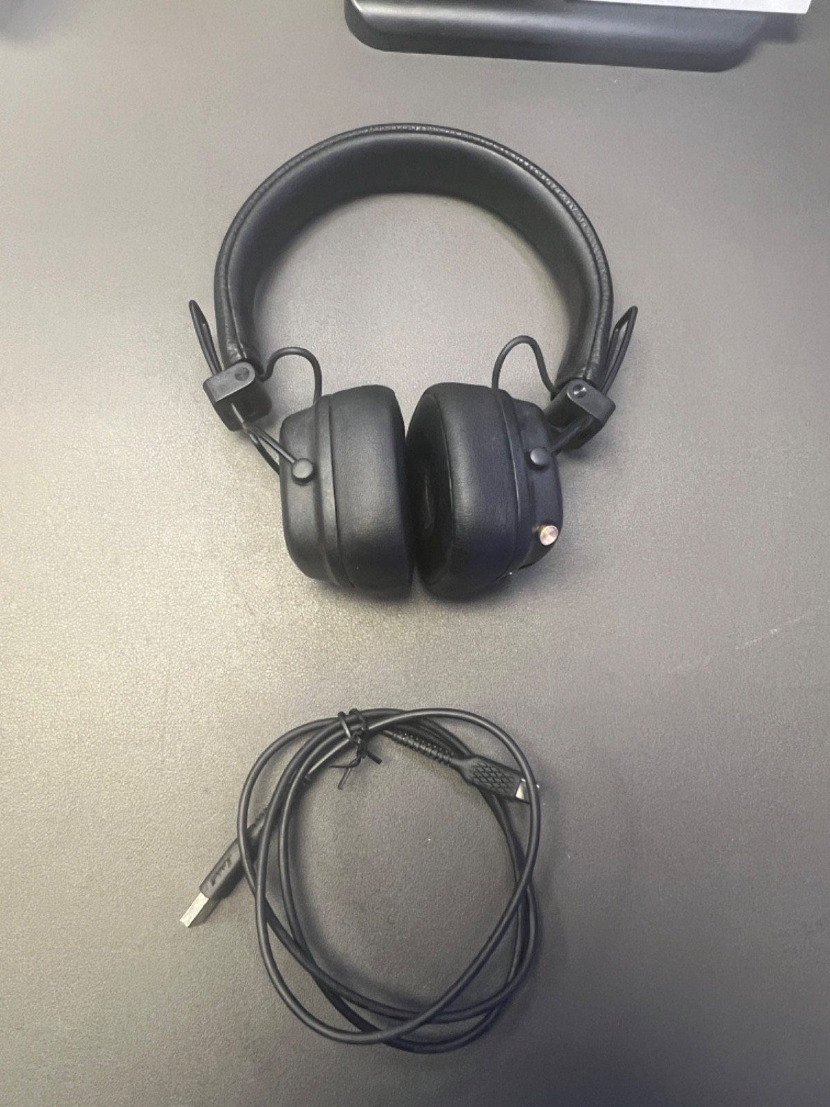 Marshall MAJOR Ⅳ ブラック 正規品 Amazon.com: Marshall Major IV On-Ear Bluetooth Headphone