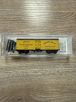 MICRO TRAINS 58010 N SCALE SWIFT FRESH MEAT EXPRESS LINE 2813 REFRIGERATOR CAR