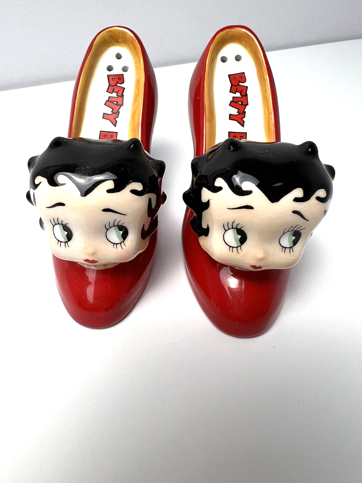 Vintage Betty Boop Red High Heels Ceramic Salt & Pepper