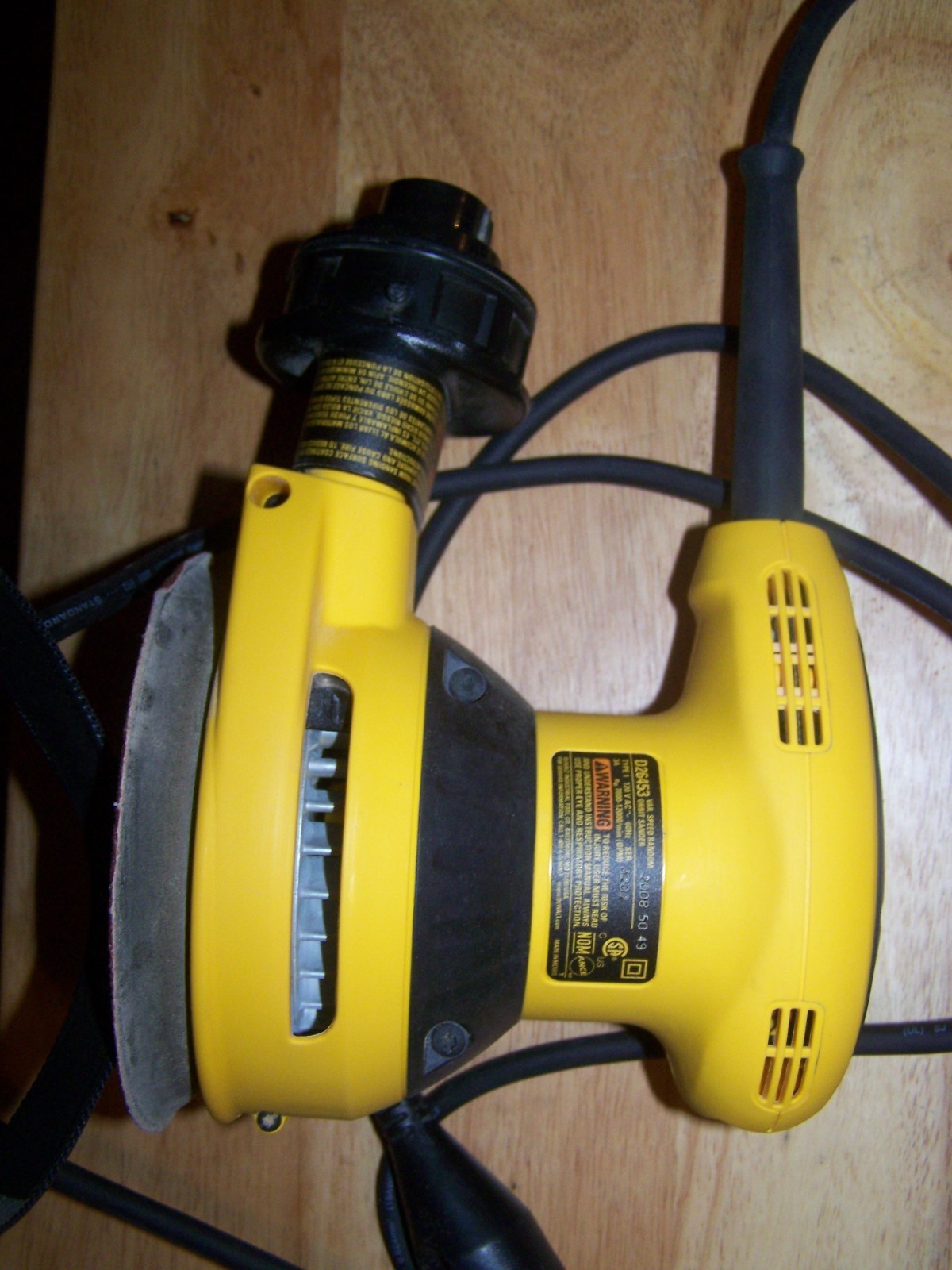 DEWALT ORBITAL SANDER D26453K HARD CASE * FULLY LOADED SET * WITH METAL LATCHES