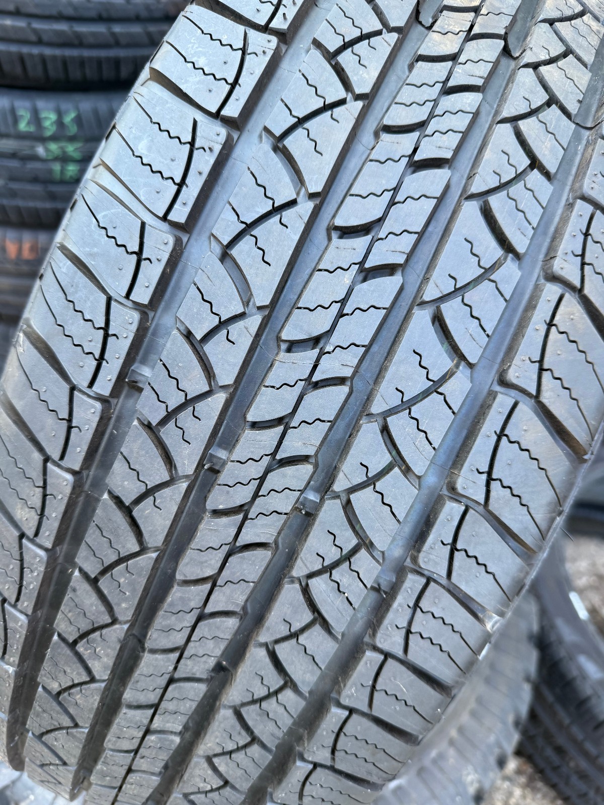 New 265 65 17 Michelin, Latitude Tour, M+S, 110S, x1 Singles (F1_tyres) L1828