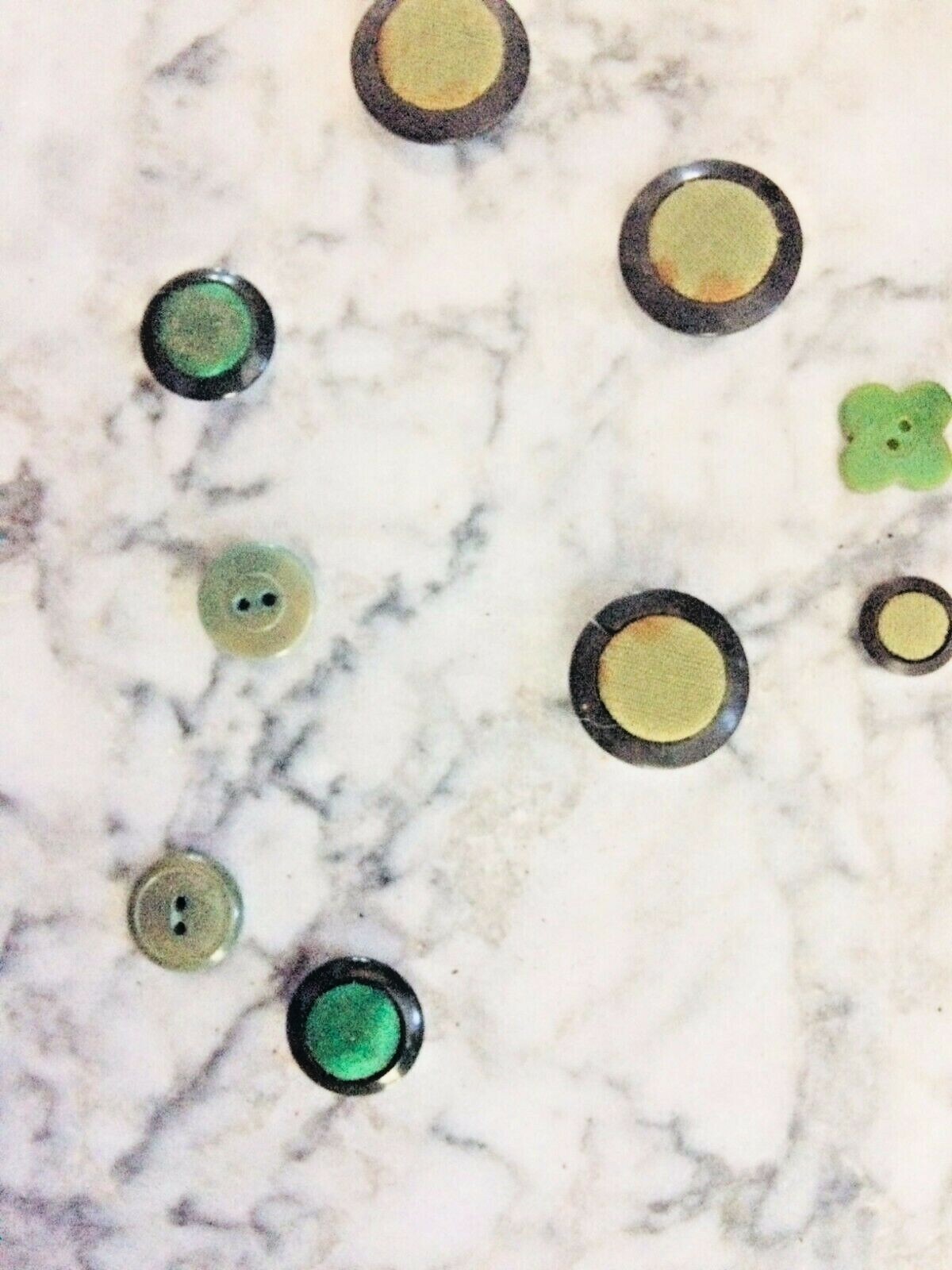 Lot 28 Vintage Antique Green Bakelite Cloth Antique Buttons Irish Luck Shamrock