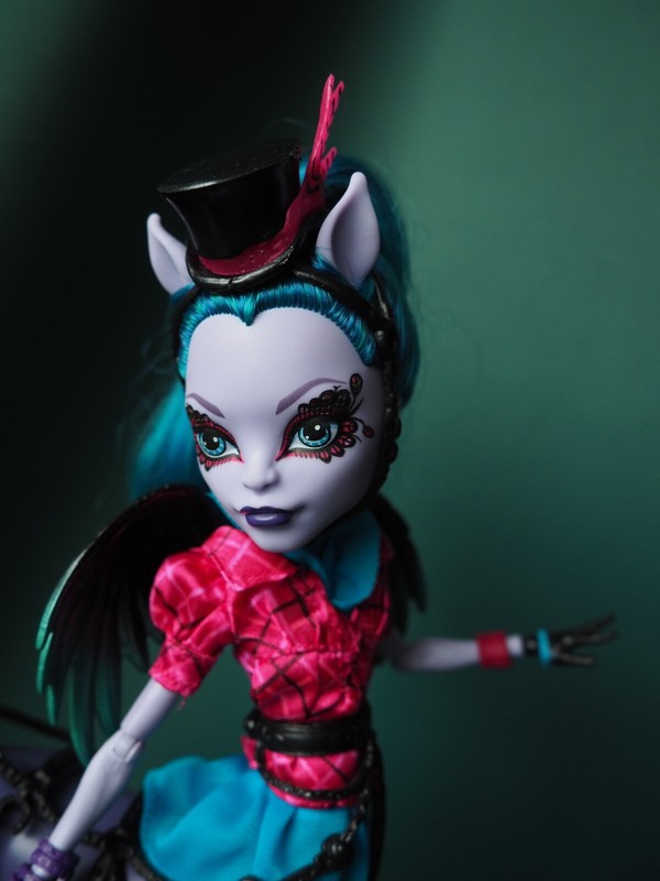 Monster High Puppe Avea Trotter, Gebraucht, Wie Neu