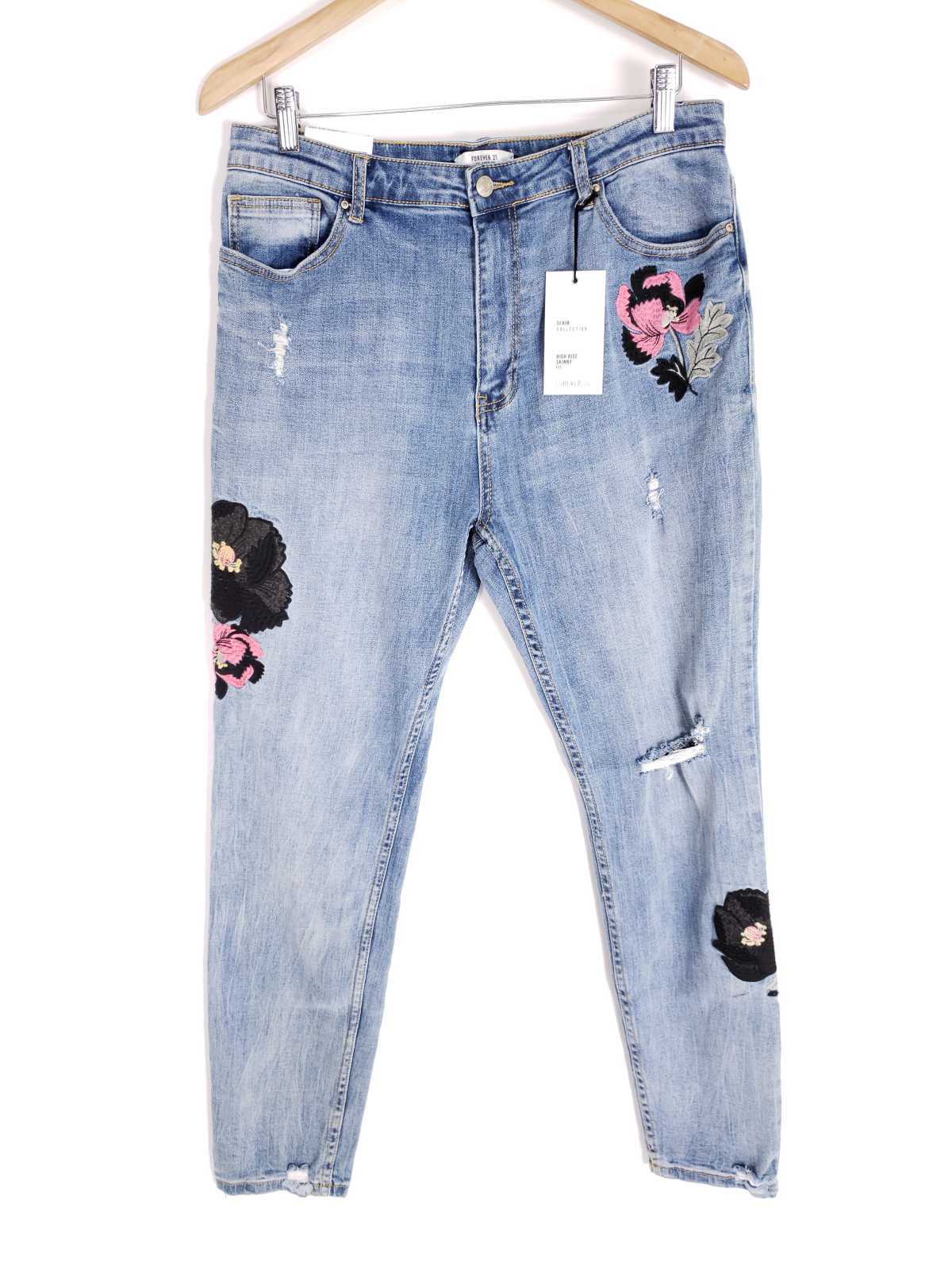 in women's jeans what size is a 30