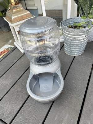 Small. Petmate Replendish Pet Feeder with Microban Pearl Silver Gray USED