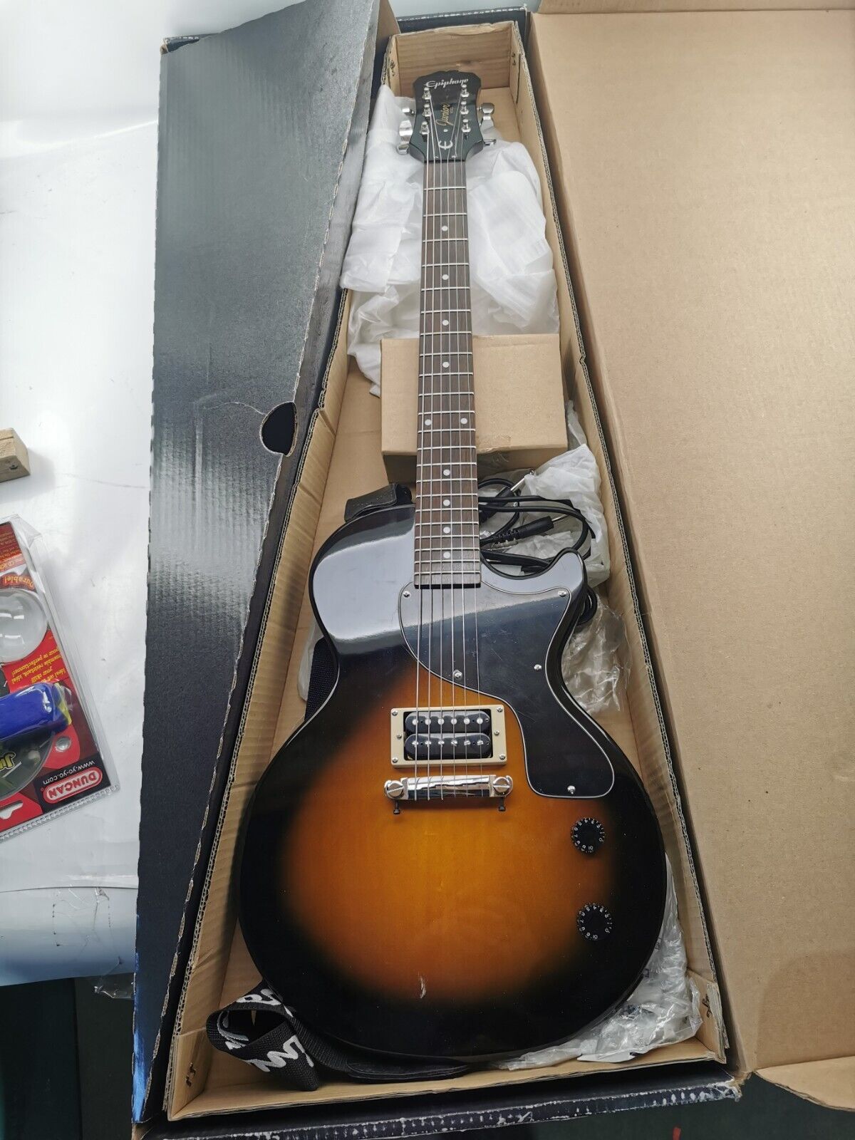 Authentic Guitar Epiphone Les Paul Junior | eBay Authentic Guitar Epiphone Les Paul Junior | eBay