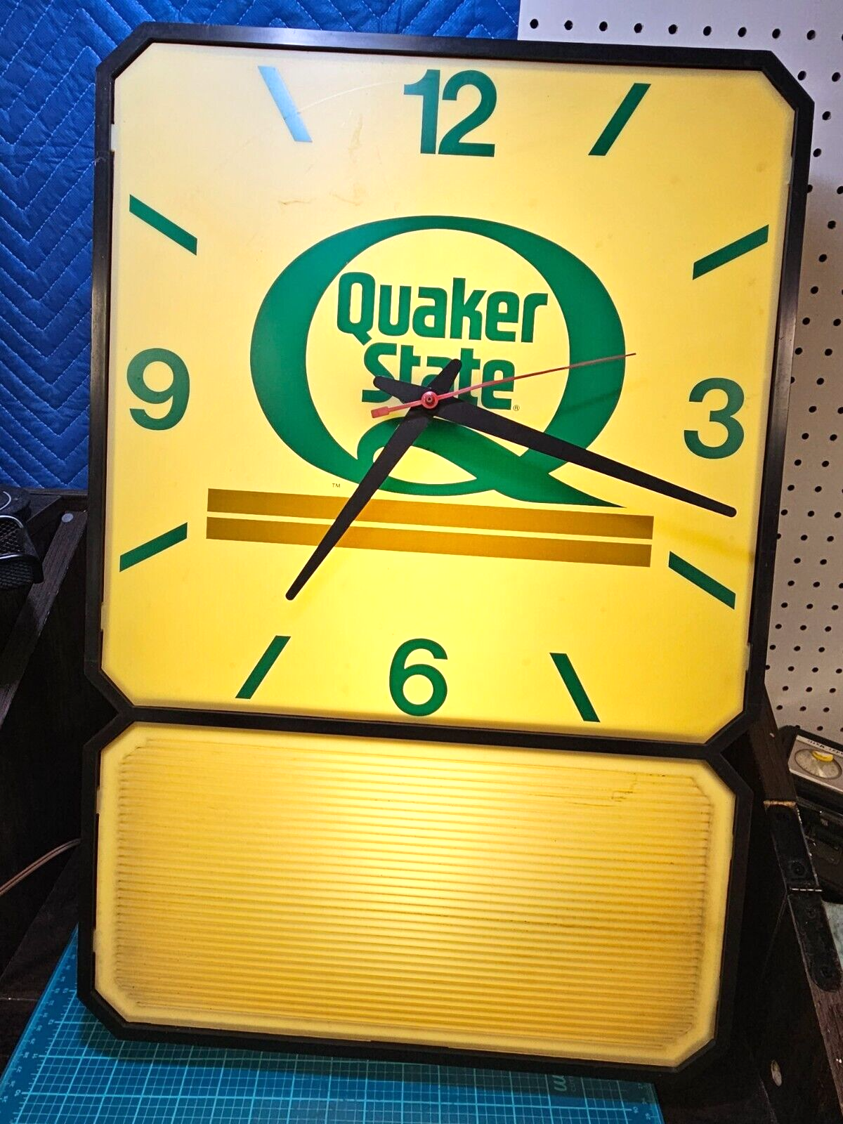 Rare Large Vintage Quaker State Lighted Clock