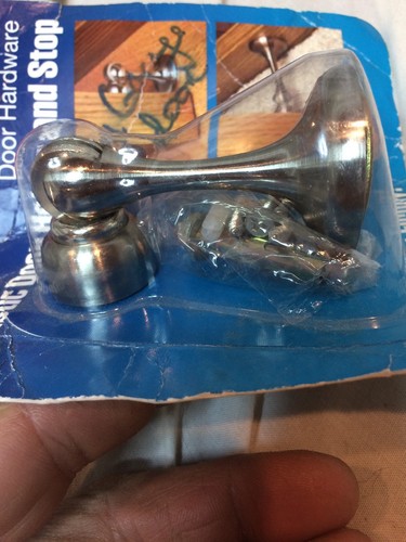 SOSS Magnetic Door Holder And Door Stop Brushed Nickel Finish New In Package