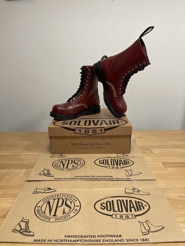 SOLOVAIR 3 Eye Shoes UK9 Cherry Red　箱付き Oxblood Hi-Shine 11 Eye Derby Boot | Solovair | Handmade in