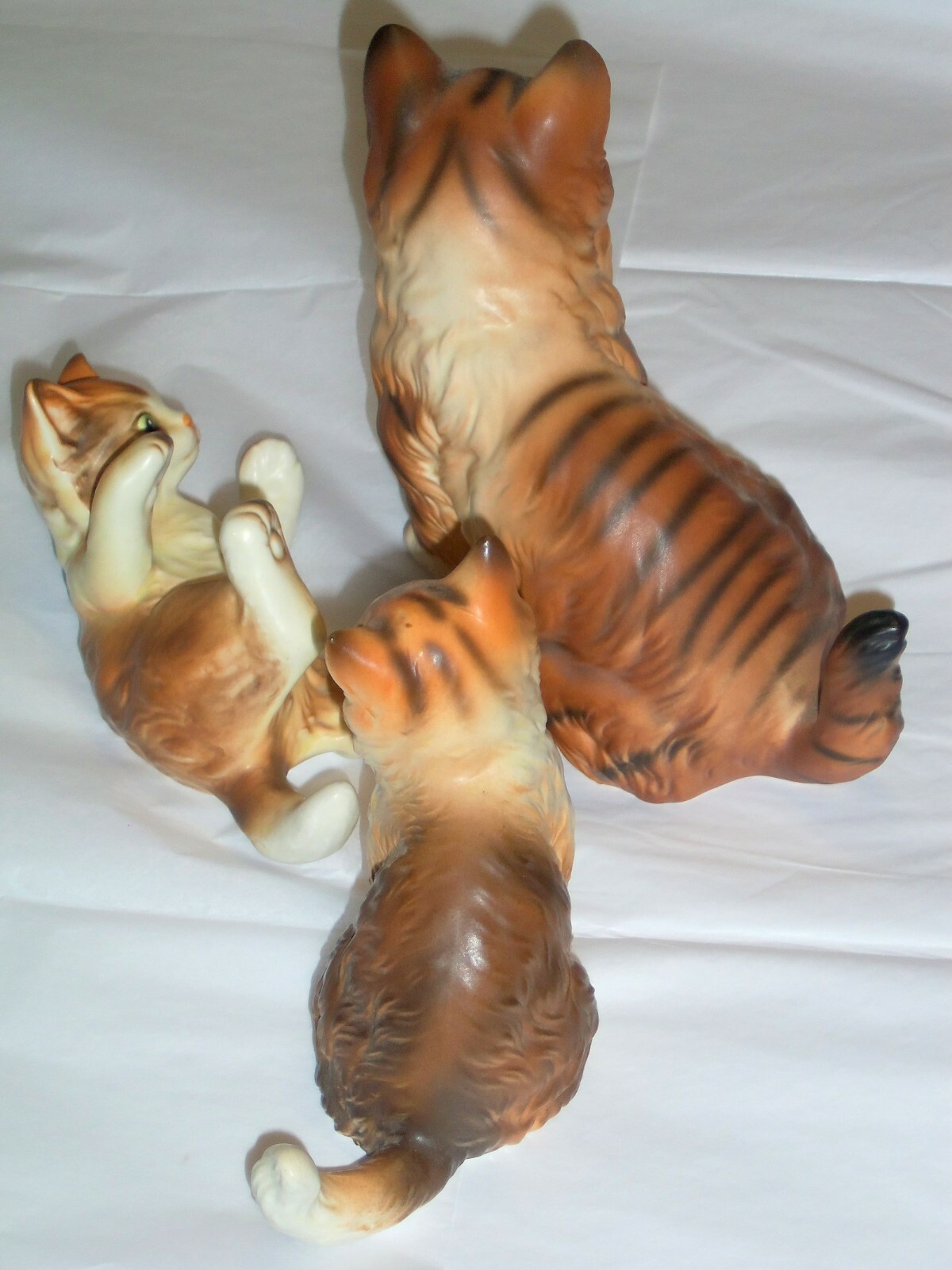 Lefton 3 pc Cats Mother w/ 2 Kittens #H6364  & H2942 Japan