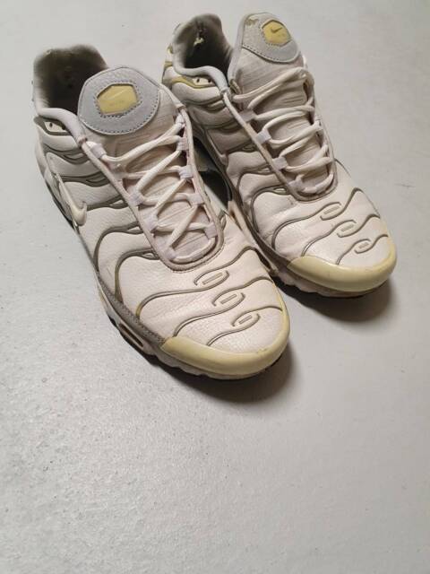 Triple White Nike airmax Tns size 9.5 US | Men's Shoes | Gumtree Australia Wanneroo Area