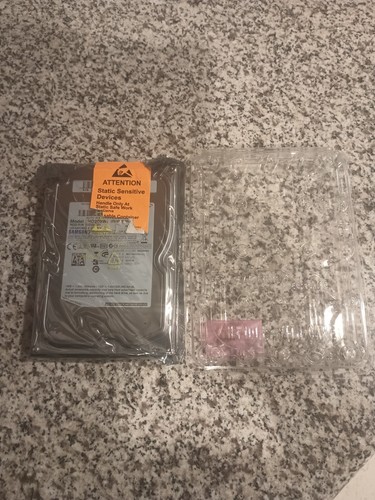 Samsung サムソン HD203WI（3.5インチ HDD 2TB） ASCII.jp：SAMSUNG製3.5インチHDD初の容量2TBモデル