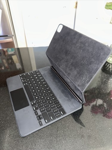 Apple iPad Magic Keyboard 12.9インチ A2480 s-l1200.jpg