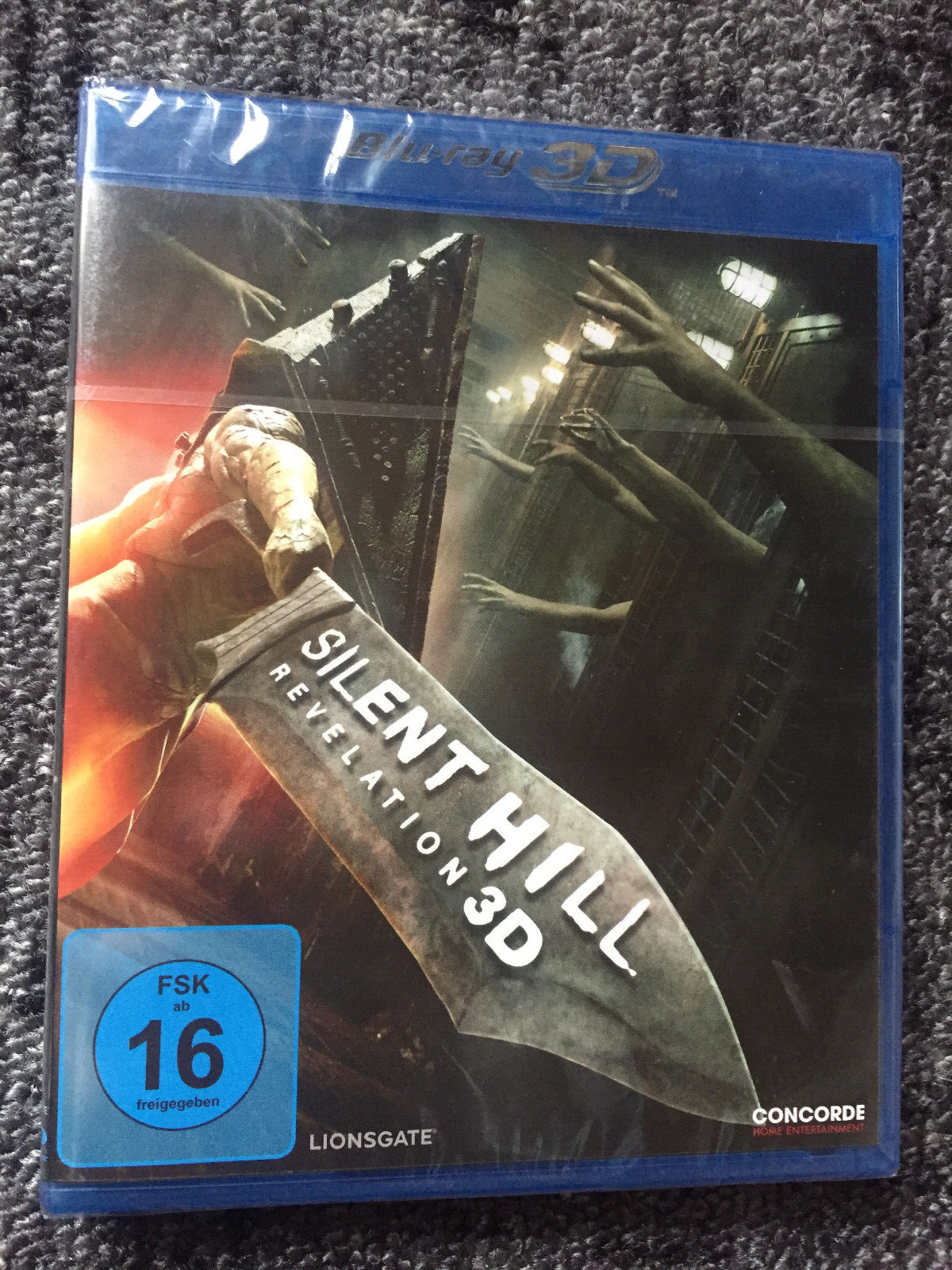 SILENT HILL - REVELATION - 3D + 2D Blu Ray Region FREE - SILENT HILL - REVELATION - 3D + 2D Blu Ray Region FREE -