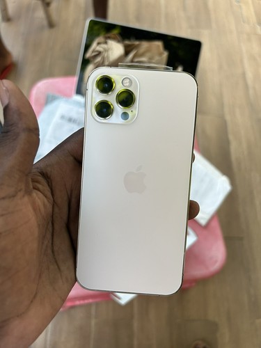 Apple iPhone 12 Pro ホワイト 本体 Apple iPhone 12 Pro Max Case with MagSafe - Central Tech Store