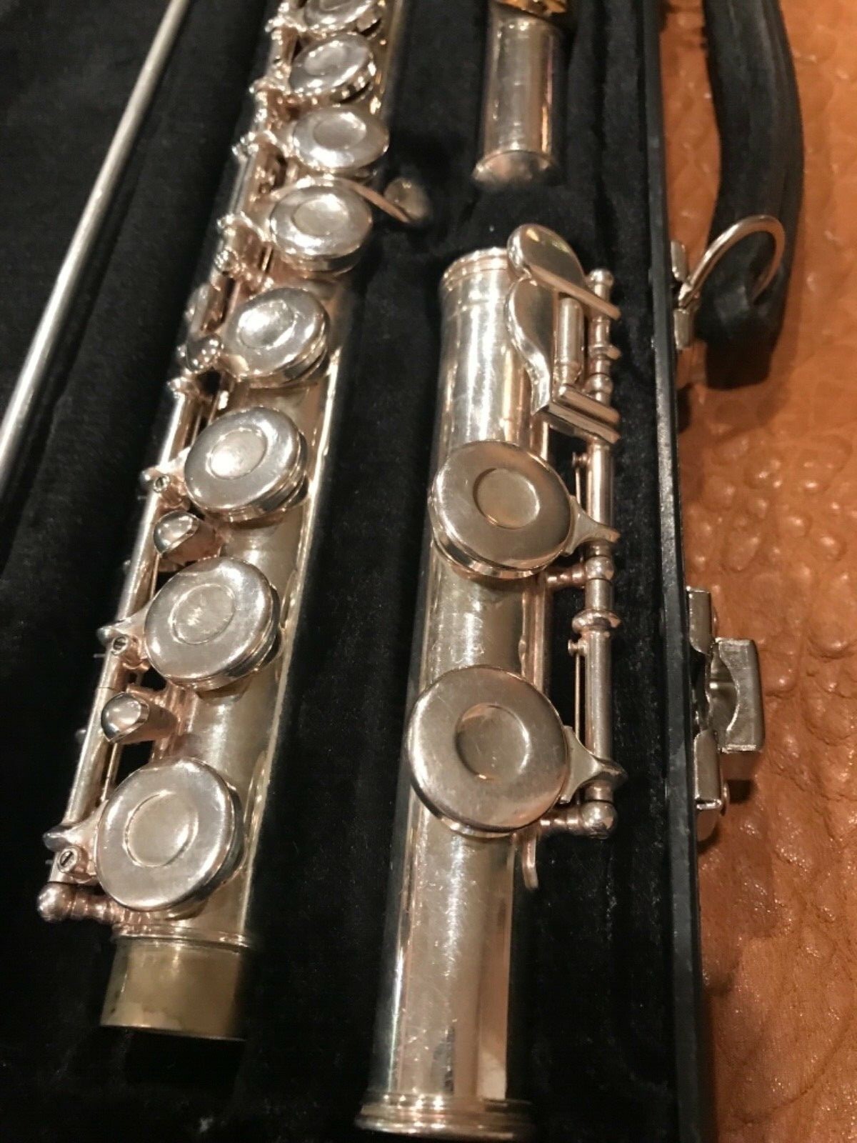 GEMEINHARDT 2SP SILVER PLATED FLUTE WITH HARD CASE (Gold Mouth Piece)