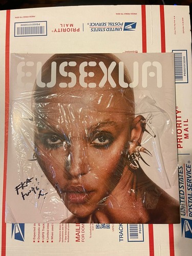 FKA Twigs　EUSEXUA　直筆サイン入りレコード Amazon.com: EUSEXUA Clear Vinyl LP with Signed Cover, FKA