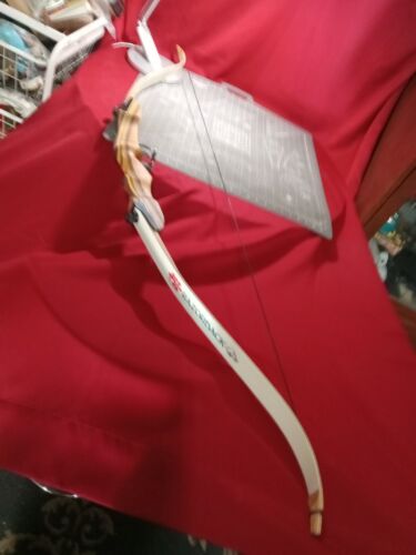 PSE Heritage Series Razorback Recurve Breakdown Bow Right Hand 62