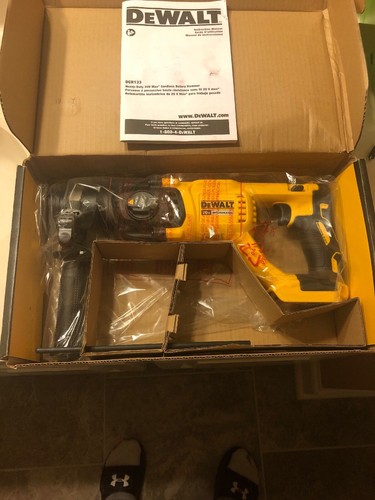 Dewalt DCH133B 20 Volt Max XR Brushless 1