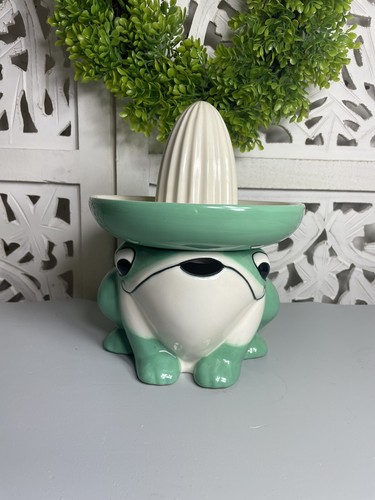 CB Frog with Sombrero Hat Citrus Reamer Juicer Green Ceramic 8”