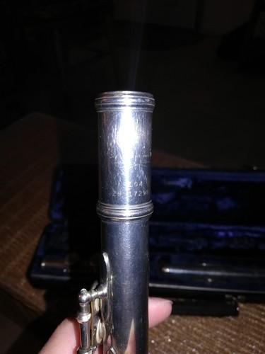 VINTAGE ARMSTRONG FLUTE MODEL 104 HARD CASE STUDENT FLUTE