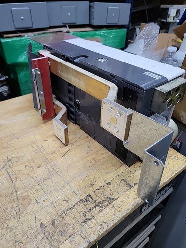 Siemens NNG NNX3B120 1200 Amp 3 Pole BREAKER WITH MOUNTING KIT  FOR P5 PANEL