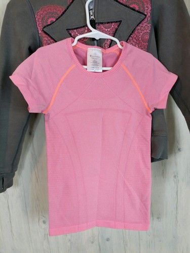 Ivivva By Lululemon Special Edition  Scuba Hoodie & Fly Tee Pink Gray Size 8