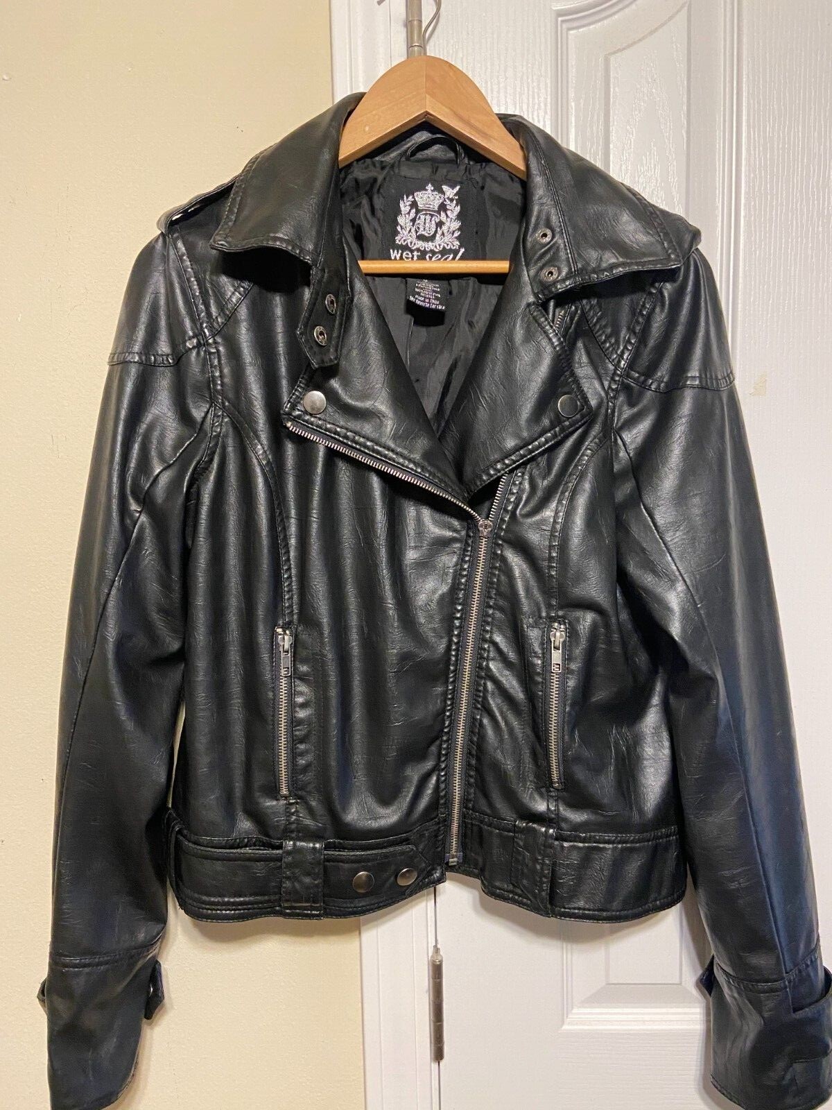 Wet Seal Faux Leather Jacket. XL - runs small - Excellent Wet Seal Faux Leather Jacket. XL - runs small - Excellent