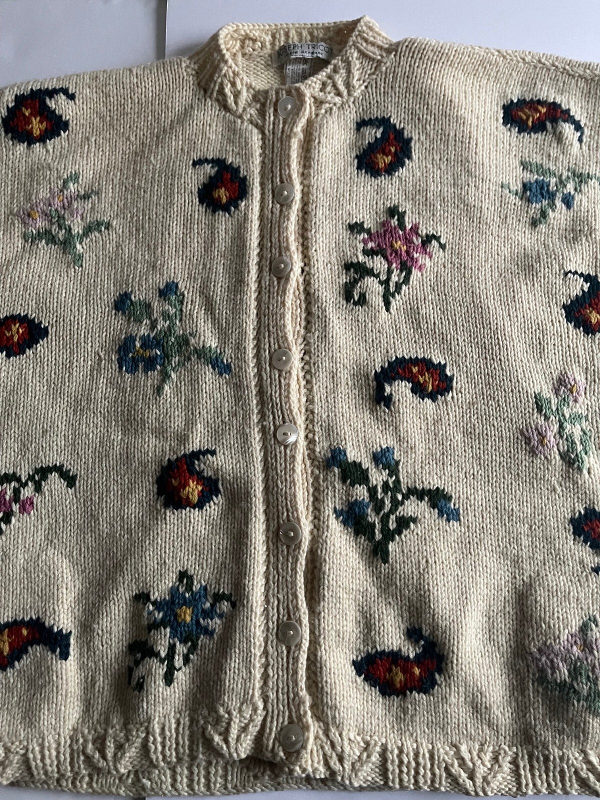 JOSEPH TRICOT VINTAGE ENGLAND HAND KNIT WOOL FLORAL AND JOSEPH TRICOT VINTAGE ENGLAND HAND KNIT WOOL FLORAL AND